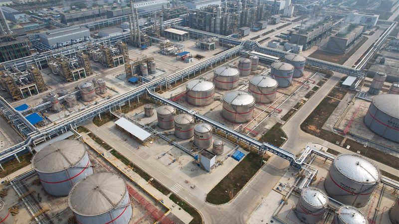 汽车轻量化复合材料：采购决策的关键因素
